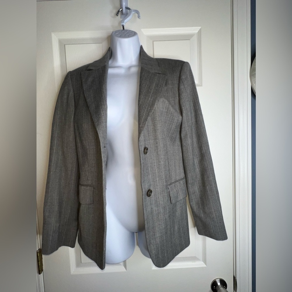 Sisley Womens IT 42 Virgin Wool Blazer Gray Pinstripe Suit Jacket US 6 M Italy - Picture 4 of 16